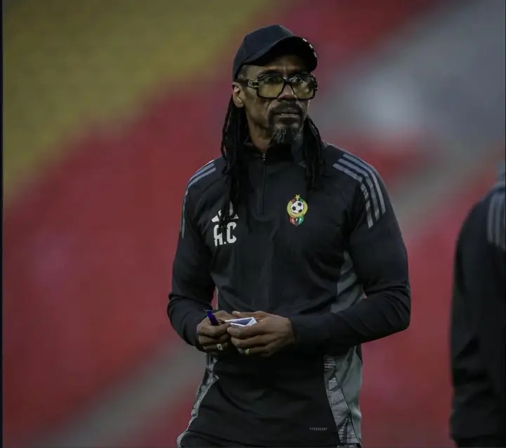 Libye:payé à 80.000 USD le mois,Aliou cissé accuse 8 mois d'arriérés