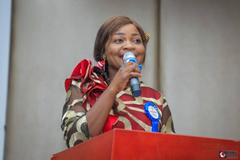 Mymy FAÏL : une pionnière qui inspire une nouvelle génération de femmes dans les médias