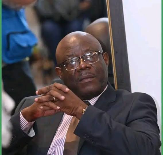 LINAFOOT : Timothée Menayame, l’homme de l’ombre devenu patron