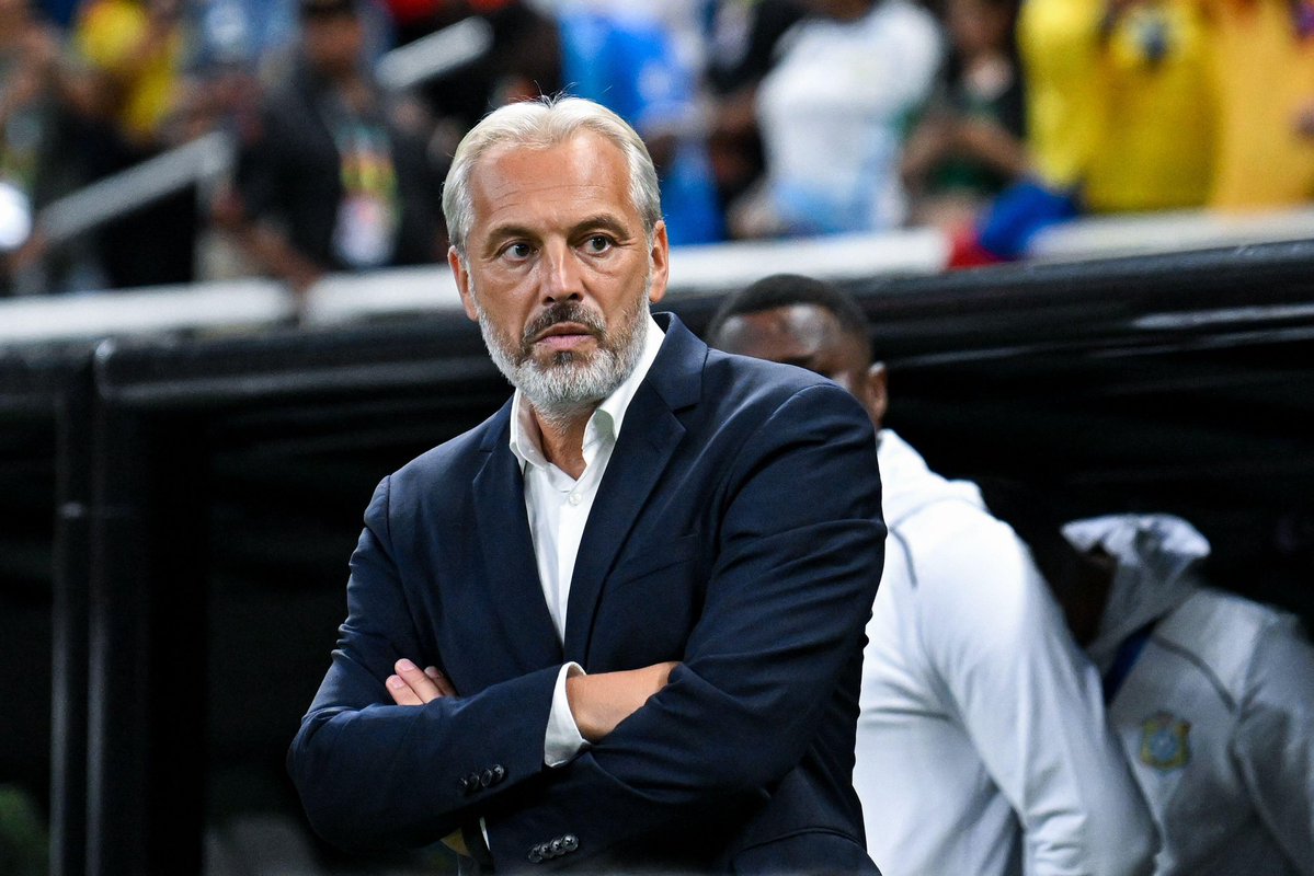 Léopards : Desabre doit-il changer de système