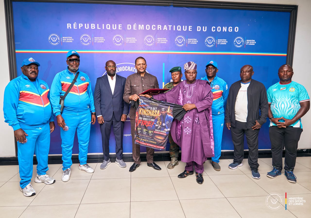 CATCH INTERNATIONAL À KINSHASA : LE RING AFRICAIN PREND D’ASSAUT LE STADE DES MARTYRS