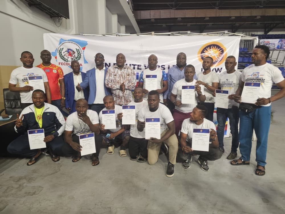 RDC : 11 nouveaux entraîneurs certifiés, la lutte prépare déjà le défi de 2027